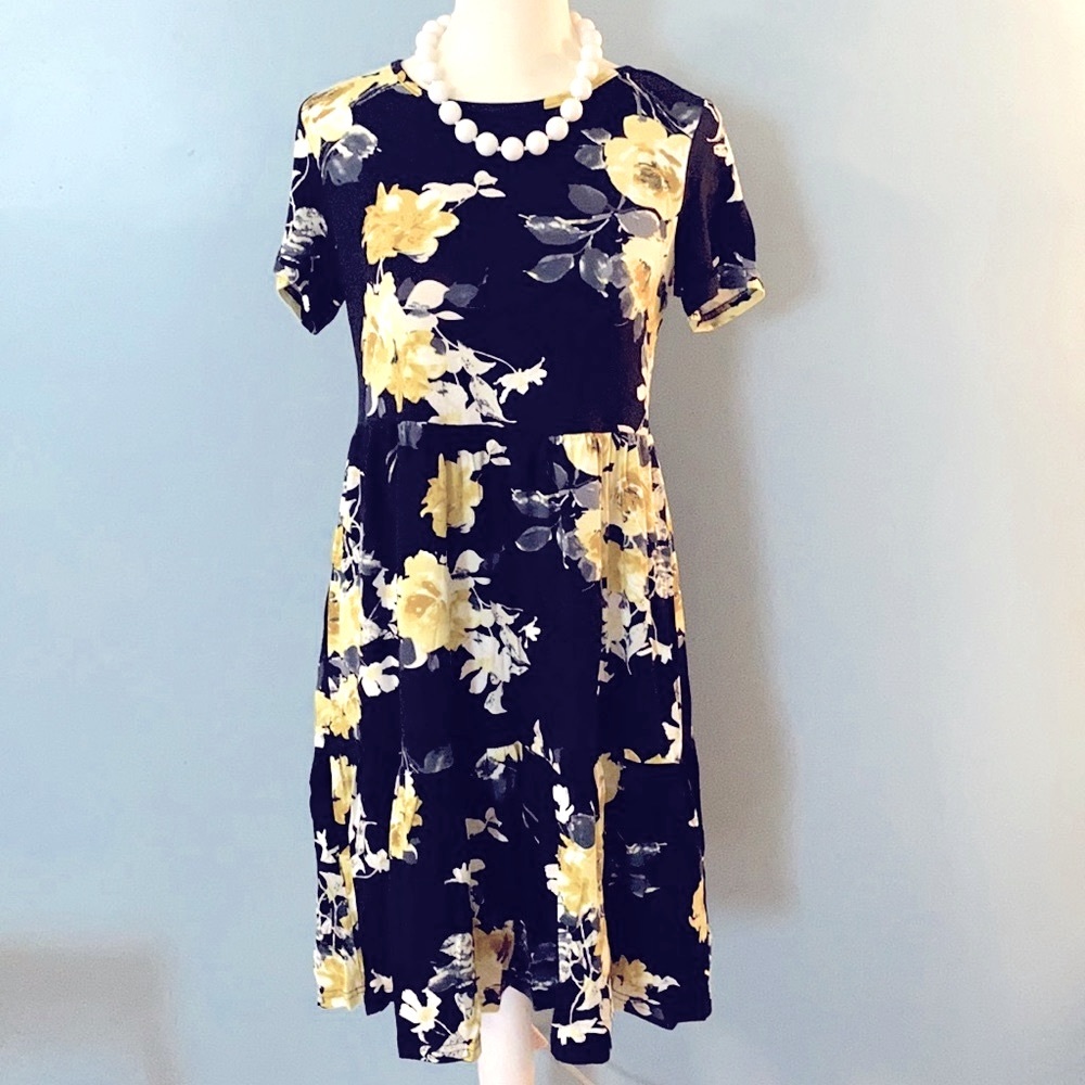 NWT - Black ruffled dress w/ yellow flowers